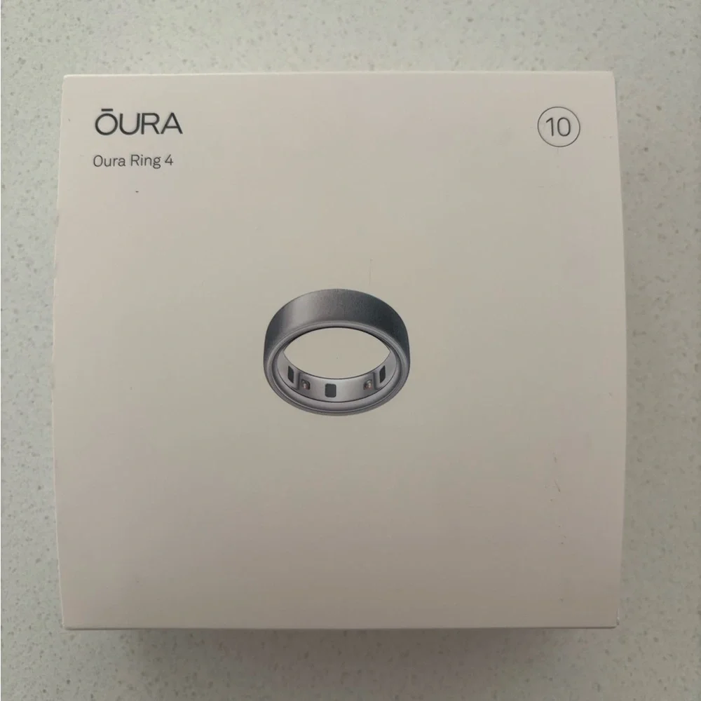 Oura Silver Smart Ring